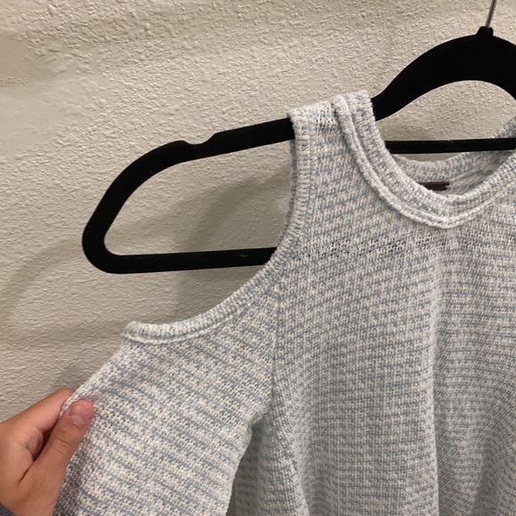 Lace top - Picture 2 of 5